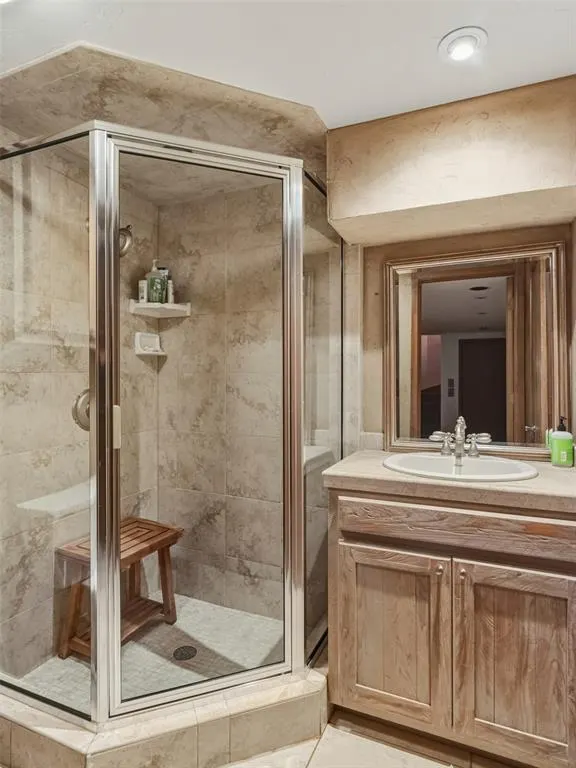 Photo 50 — 812 NW 39th Street, Oklahoma City, OK 73118