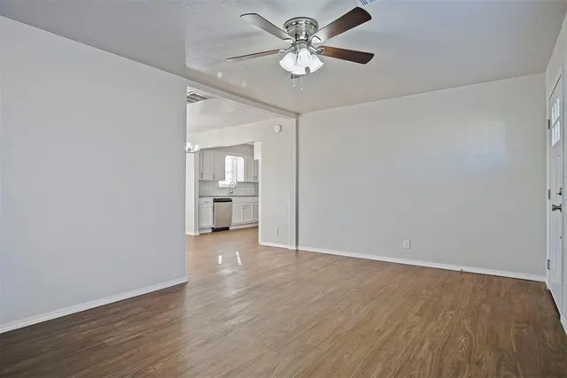 Photo 8 — 29 E Midland Street, Shawnee, OK 74804