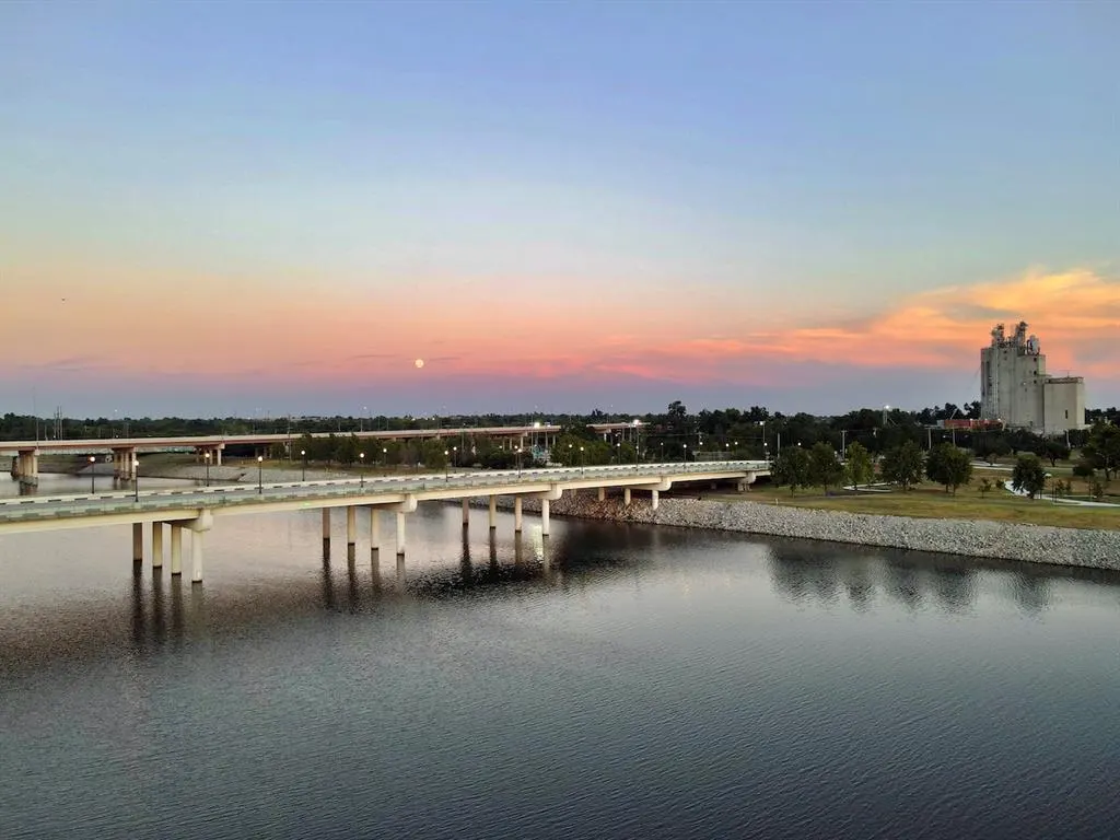 Photo 49 — 326 SW 13th Street, Oklahoma City, OK 73109