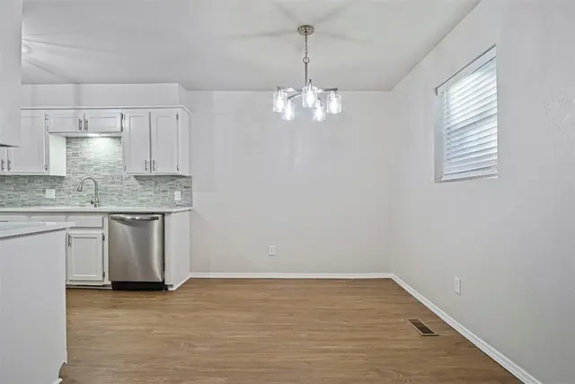 Photo 8 — 3357 Elizabeth Street, Choctaw, OK 73020