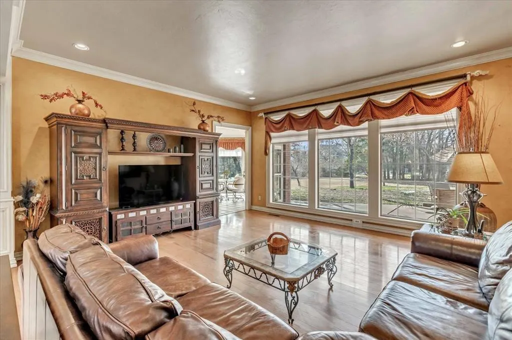 Photo 6 — 5617 Georgetowne Road, Edmond, OK 73034