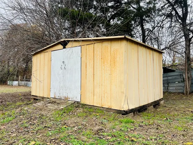 Photo 3 — 1847 N Allen Lane, Oklahoma City, OK 73127