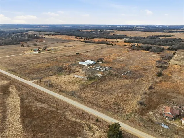 Photo 5 — 27678 S 545th West Avenue, Stroud, OK 74079