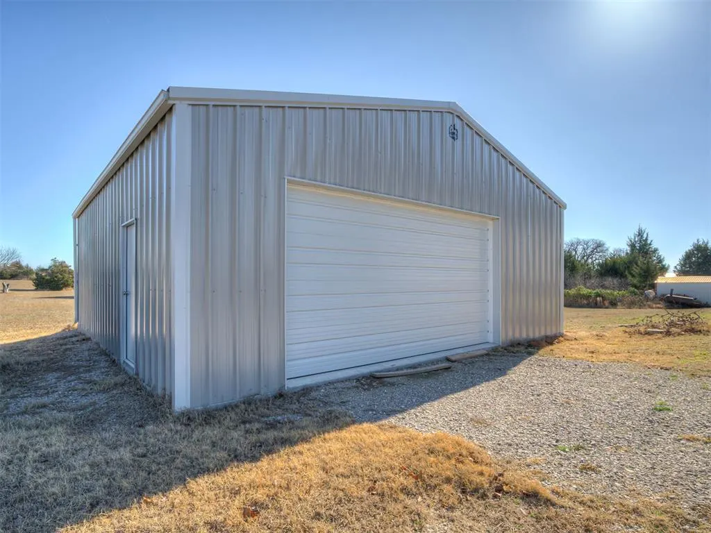 Photo 37 — 30280 Stephens Drive, McLoud, OK 74851