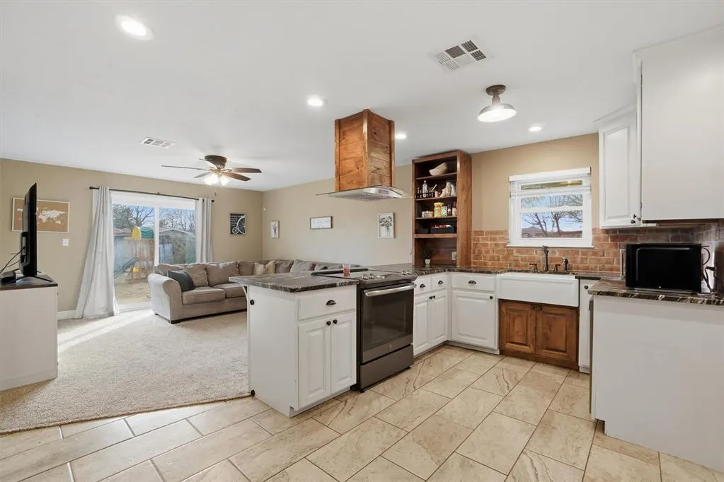 Photo 13 — 1608 Wilson Street, Altus, OK 73521