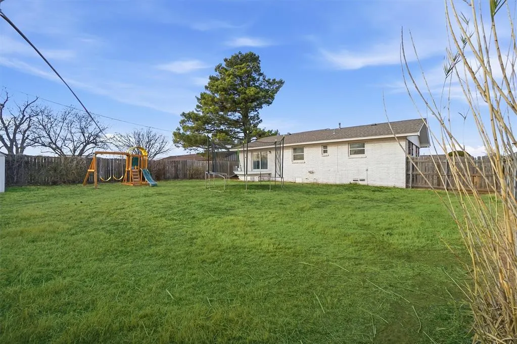 Photo 33 — 1608 Wilson Street, Altus, OK 73521