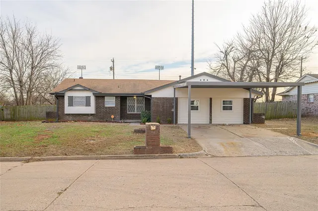 Front exterior — 8520 NE 33rd Street, Spencer, OK 73084