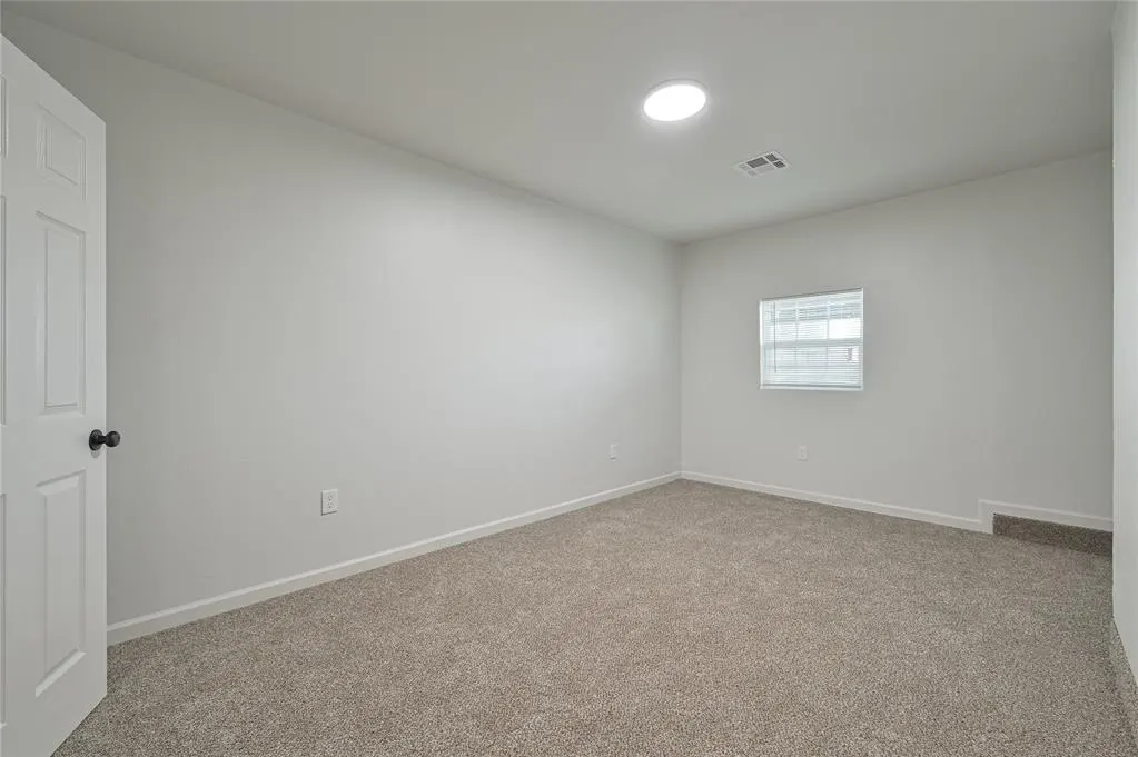 Photo 15 — 8520 NE 33rd Street, Spencer, OK 73084