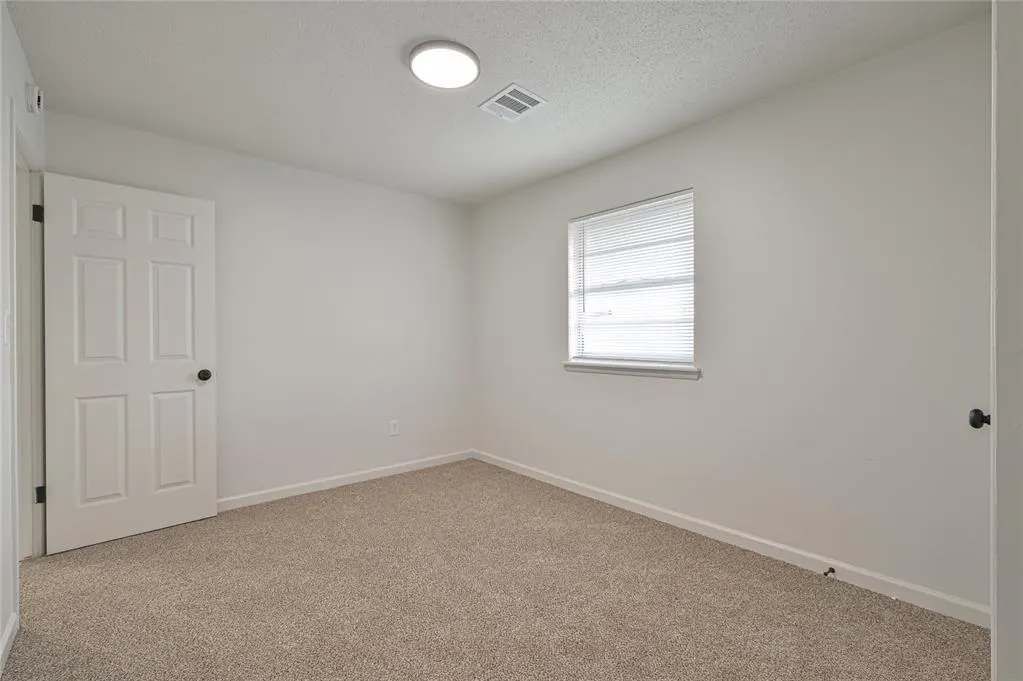 Photo 33 — 8520 NE 33rd Street, Spencer, OK 73084