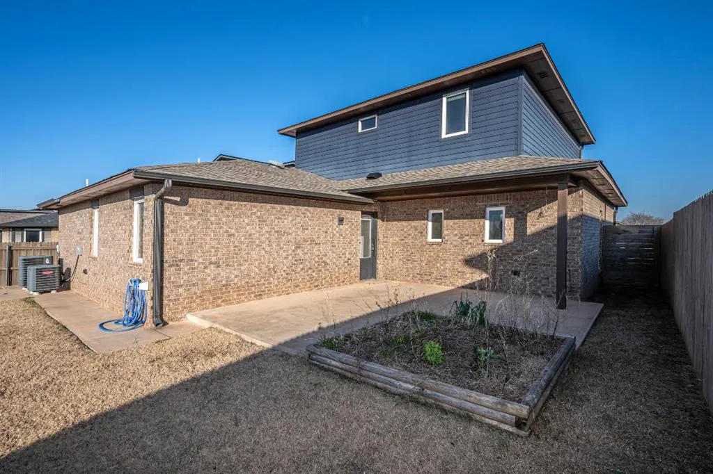Photo 30 — 17305 Sparrow Hawk Lane, Edmond, OK 73012