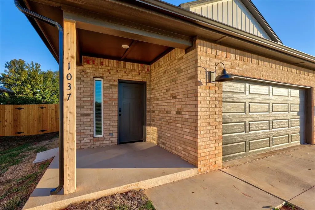 Photo 2 — 1037 Carpe Diem Court, Edmond, OK 73003