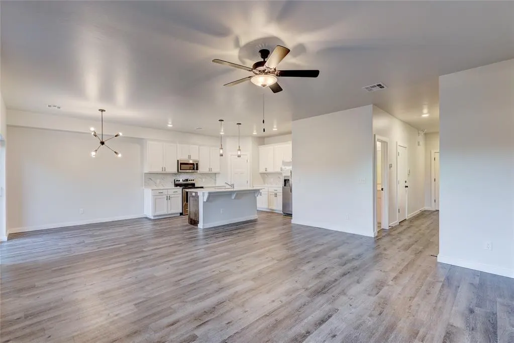 Photo 4 — 1037 Carpe Diem Court, Edmond, OK 73003