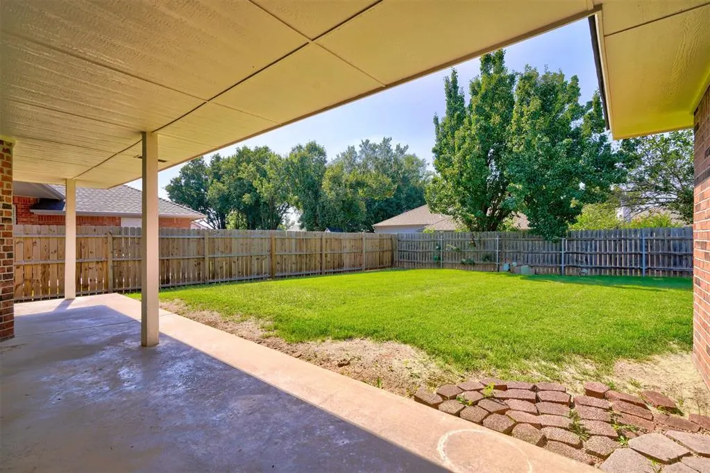 Photo 37 — 1019 Dustin Drive, Edmond, OK 73003