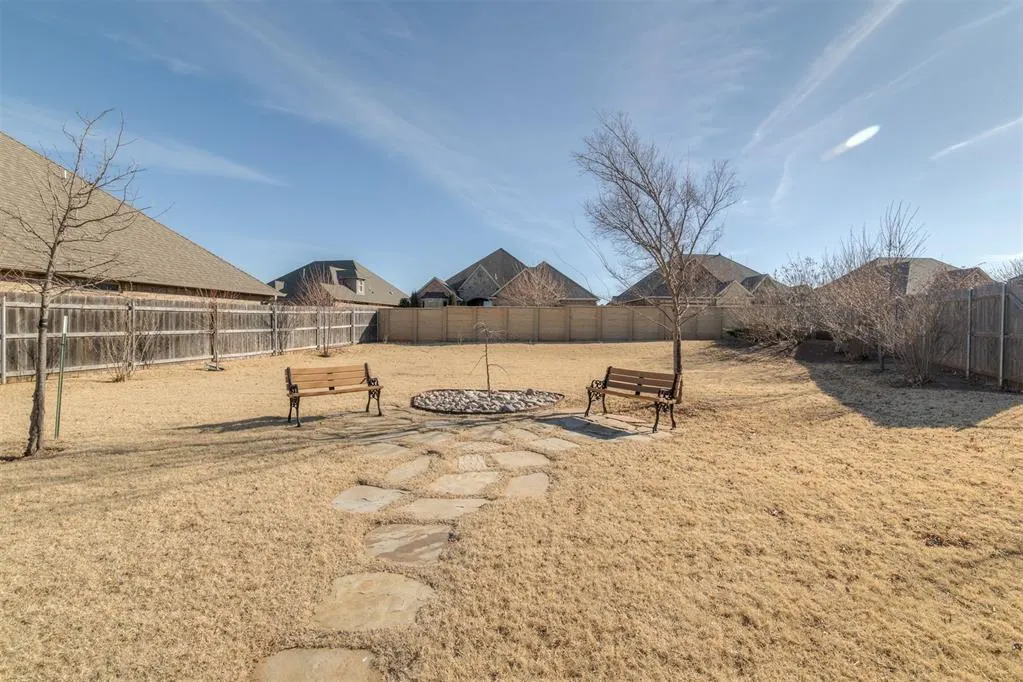 Photo 4 — 5600 NW 119th Circle, Oklahoma City, OK 73162