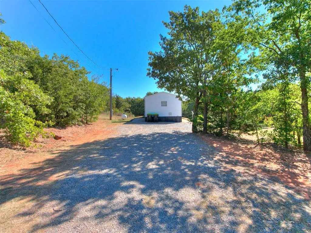 Photo 4 — 7741 142nd Street, Noble, OK 73068