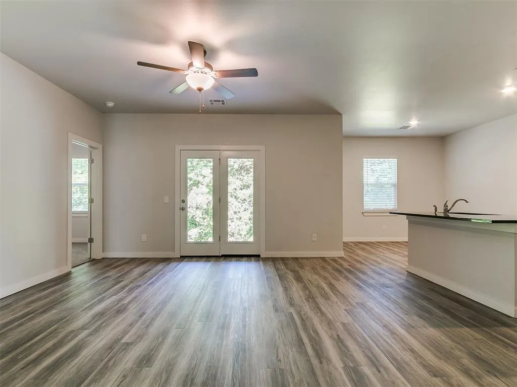 Photo 10 — 11759 Sweeping Lane, Guthrie, OK 73044