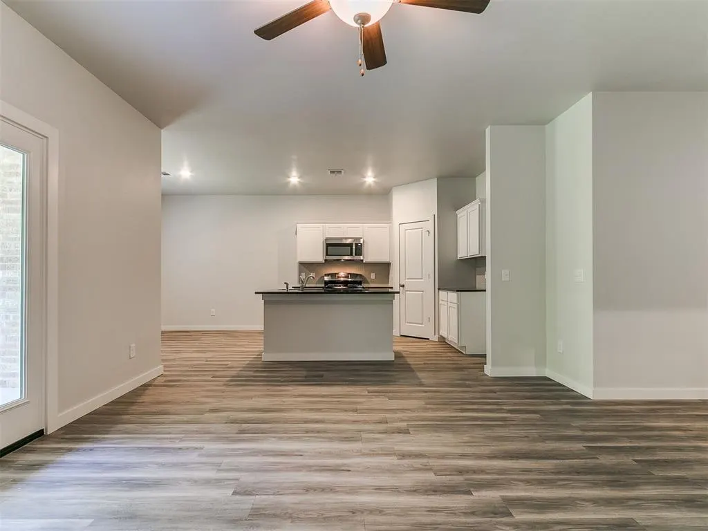 Photo 12 — 11759 Sweeping Lane, Guthrie, OK 73044