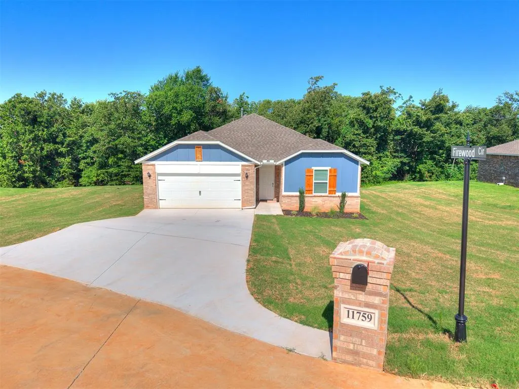 Front exterior — 11759 Sweeping Lane, Guthrie, OK 73044