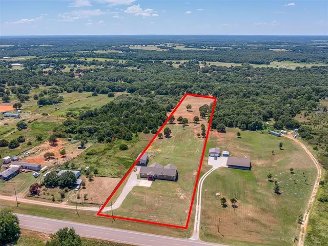 Front exterior — 970589 St Hwy 18, Chandler, OK 74834