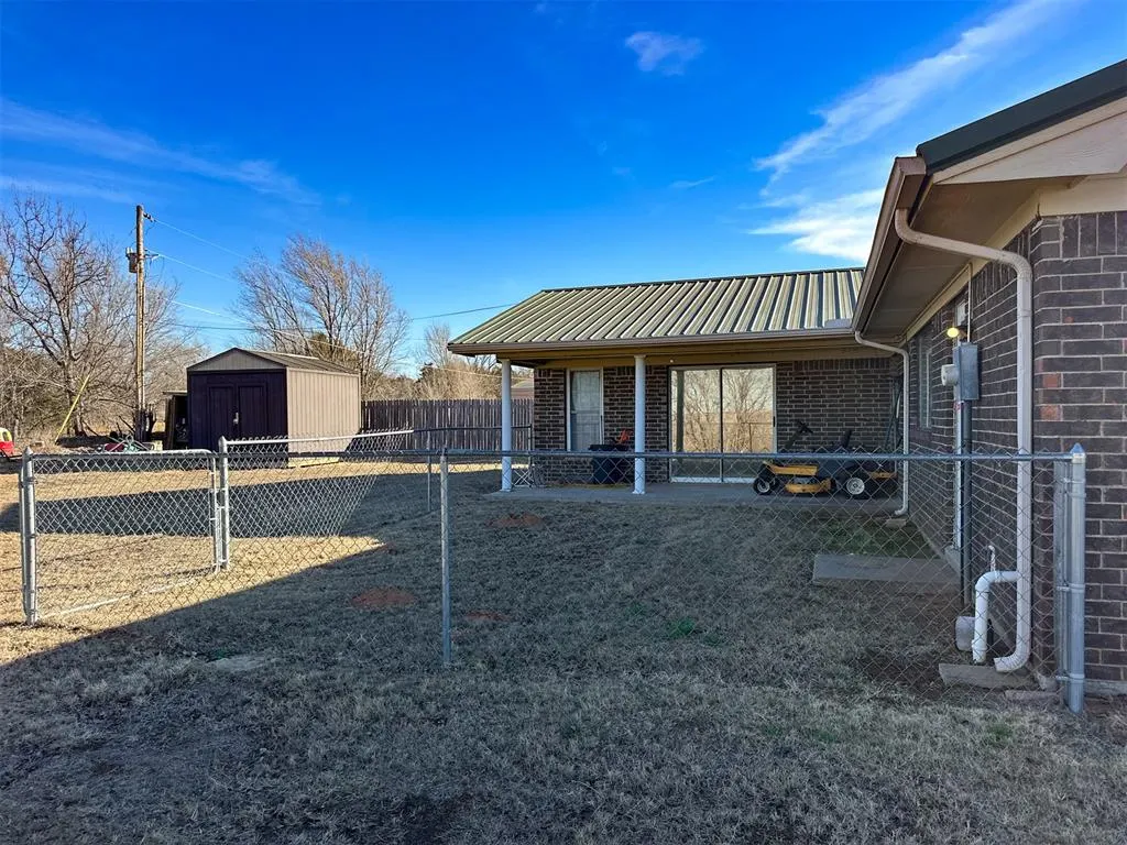 Photo 7 — 148 Allen Street, Anadarko, OK 73005