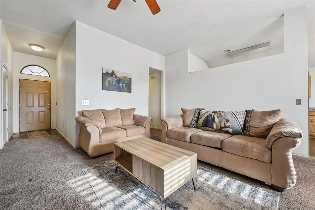 Photo 4 — 304 Cherokee Court, Blanchard, OK 73010