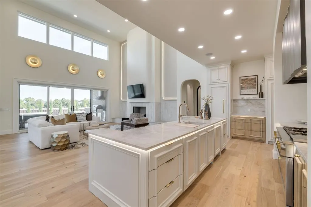 Photo 15 — 14700 Chamberry Drive, Oklahoma City, OK 73142
