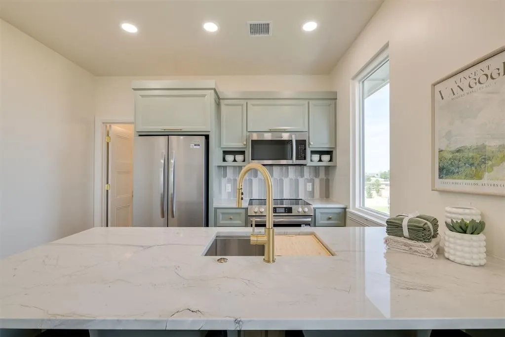 Photo 33 — 14700 Chamberry Drive, Oklahoma City, OK 73142