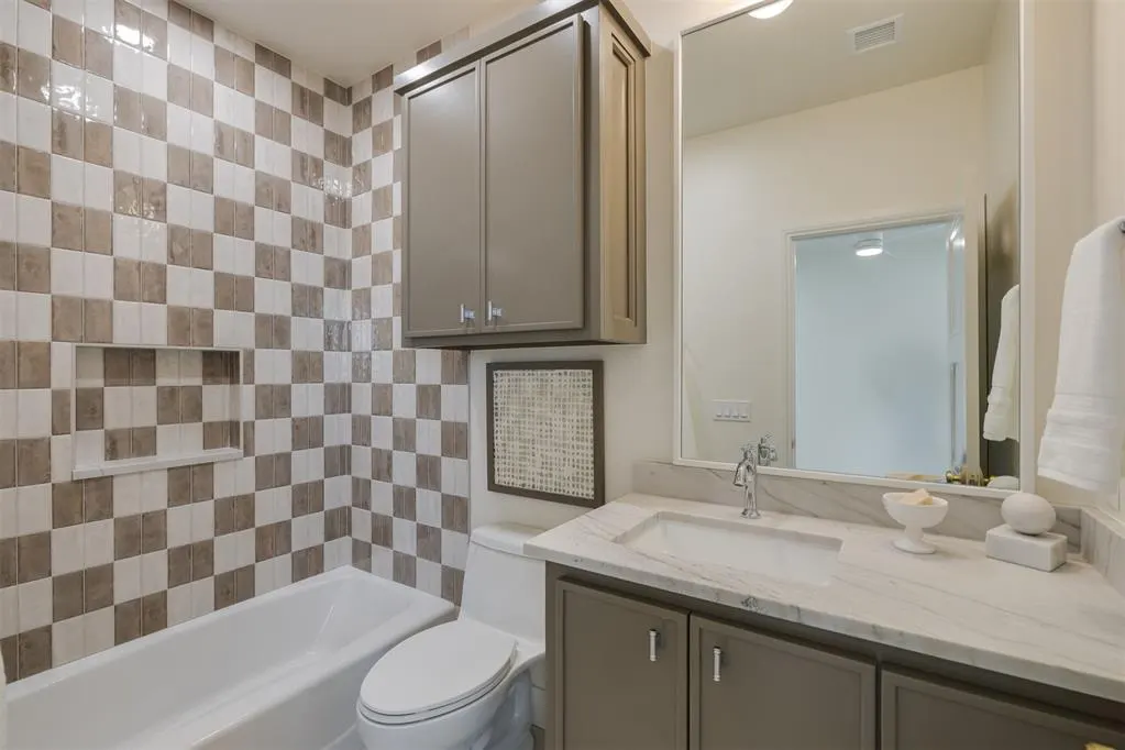 Photo 43 — 14700 Chamberry Drive, Oklahoma City, OK 73142