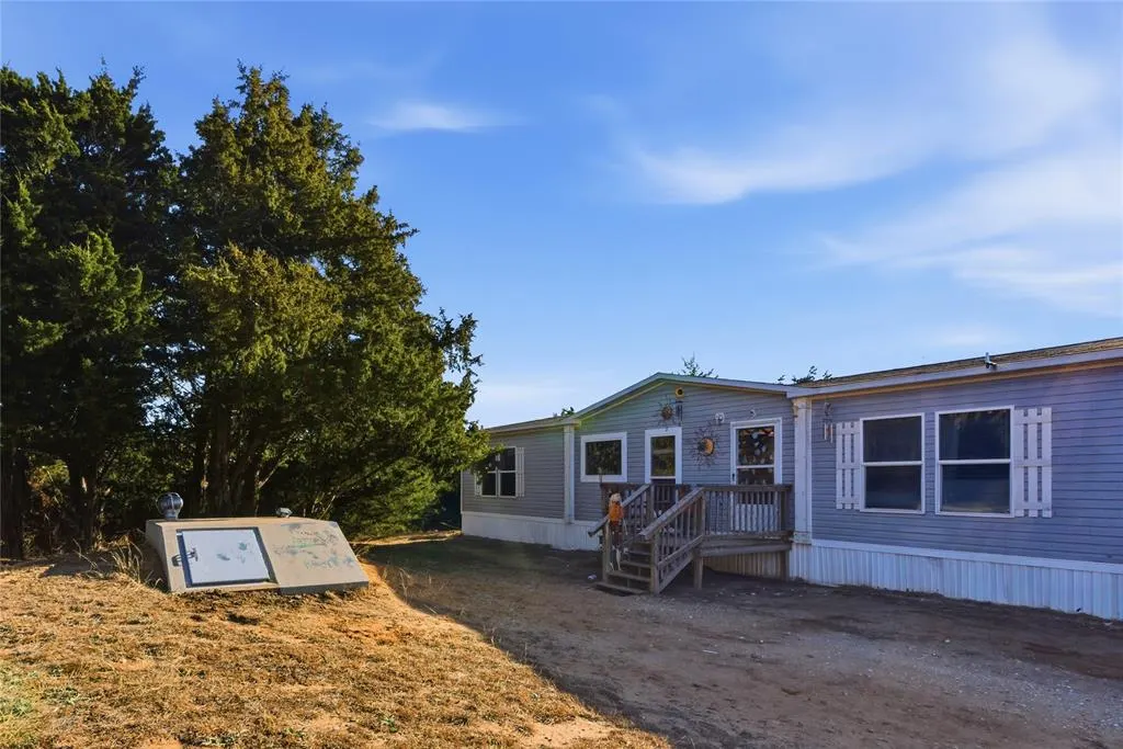 Photo 2 — 84725 N 2480 Road, Fay, OK 73646