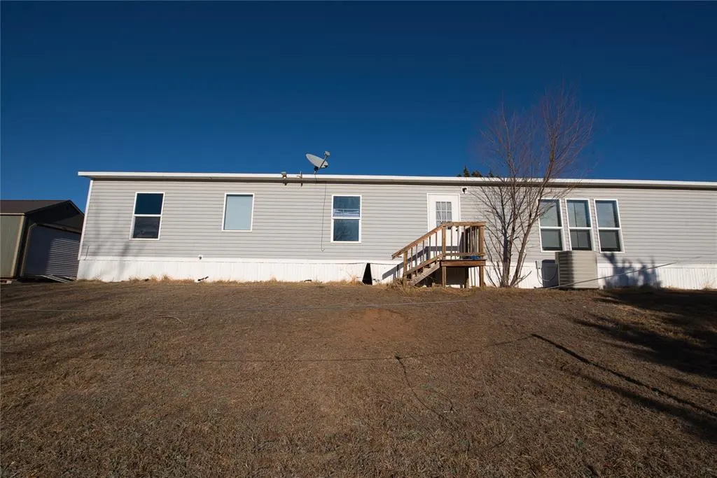 Photo 4 — 84725 N 2480 Road, Fay, OK 73646