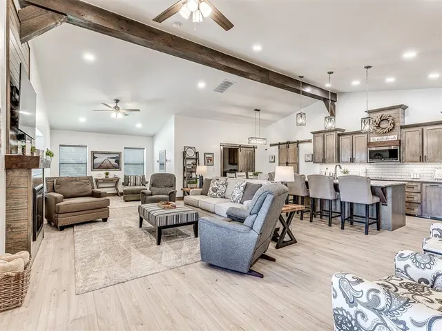 Photo 8 — 11401 Valkyrie Street, Norman, OK 73026