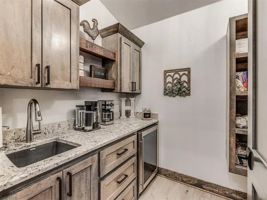 Photo 14 — 11401 Valkyrie Street, Norman, OK 73026
