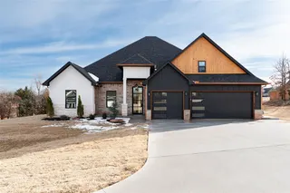 Sold home at 3073 Road Runner Court