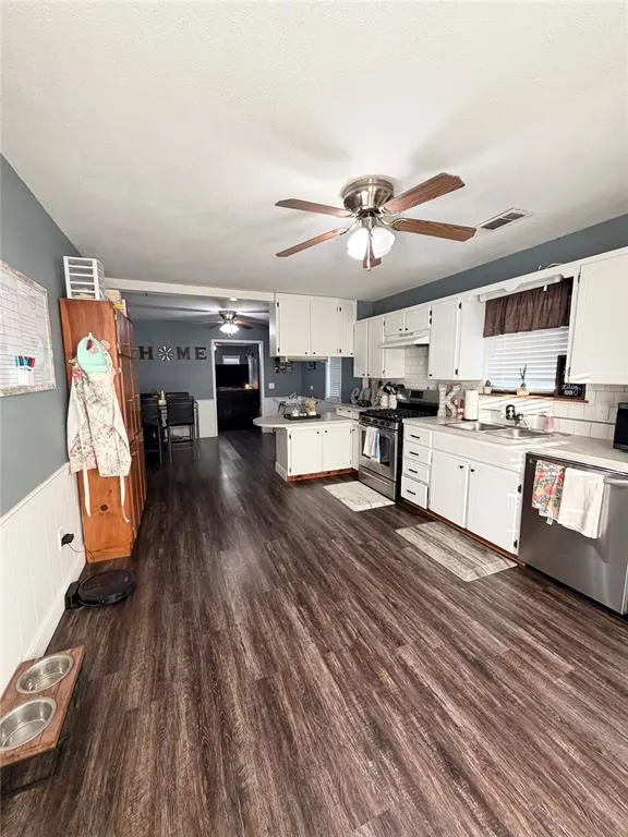 Photo 4 — 812 E North Boundary Street, Sentinel, OK 73664