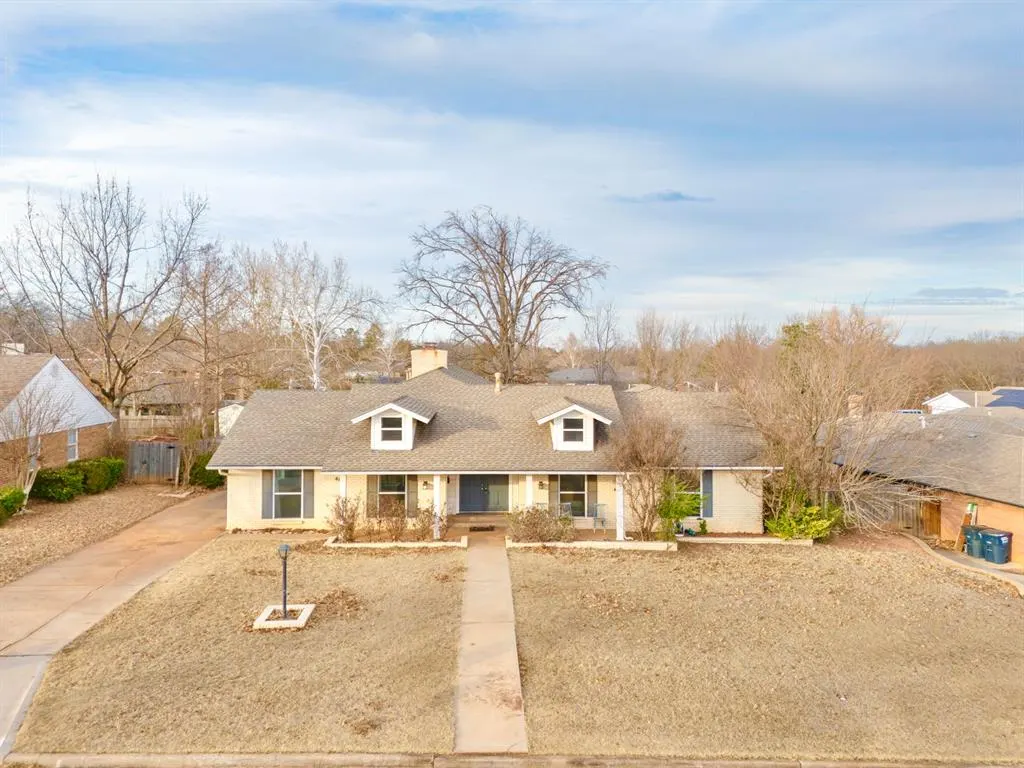 Front exterior — 404 E Franklin Avenue, Shawnee, OK 74804