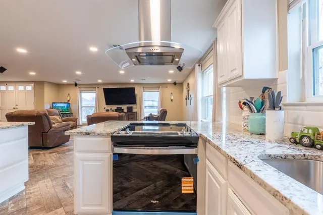 Photo 8 — 404 E Franklin Avenue, Shawnee, OK 74804