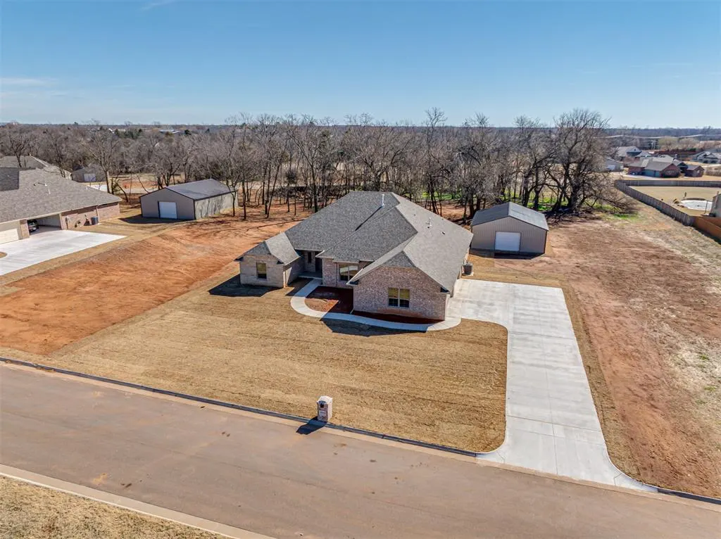 Front exterior — 10200 Hamilton Drive, Oklahoma City, OK 73169