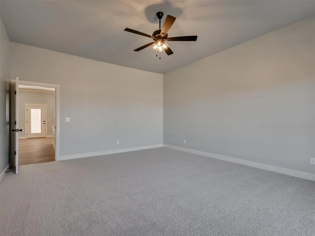 Photo 16 — 10200 Hamilton Drive, Oklahoma City, OK 73169