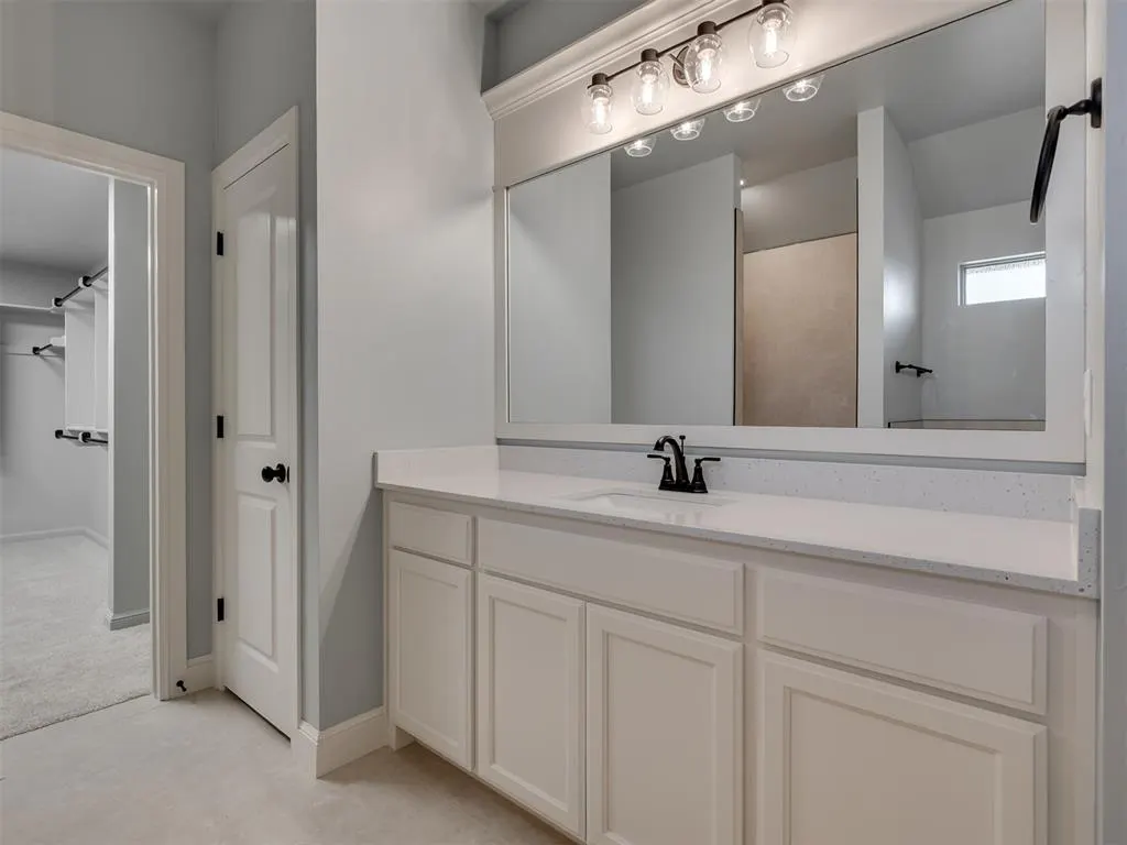 Photo 18 — 10200 Hamilton Drive, Oklahoma City, OK 73169