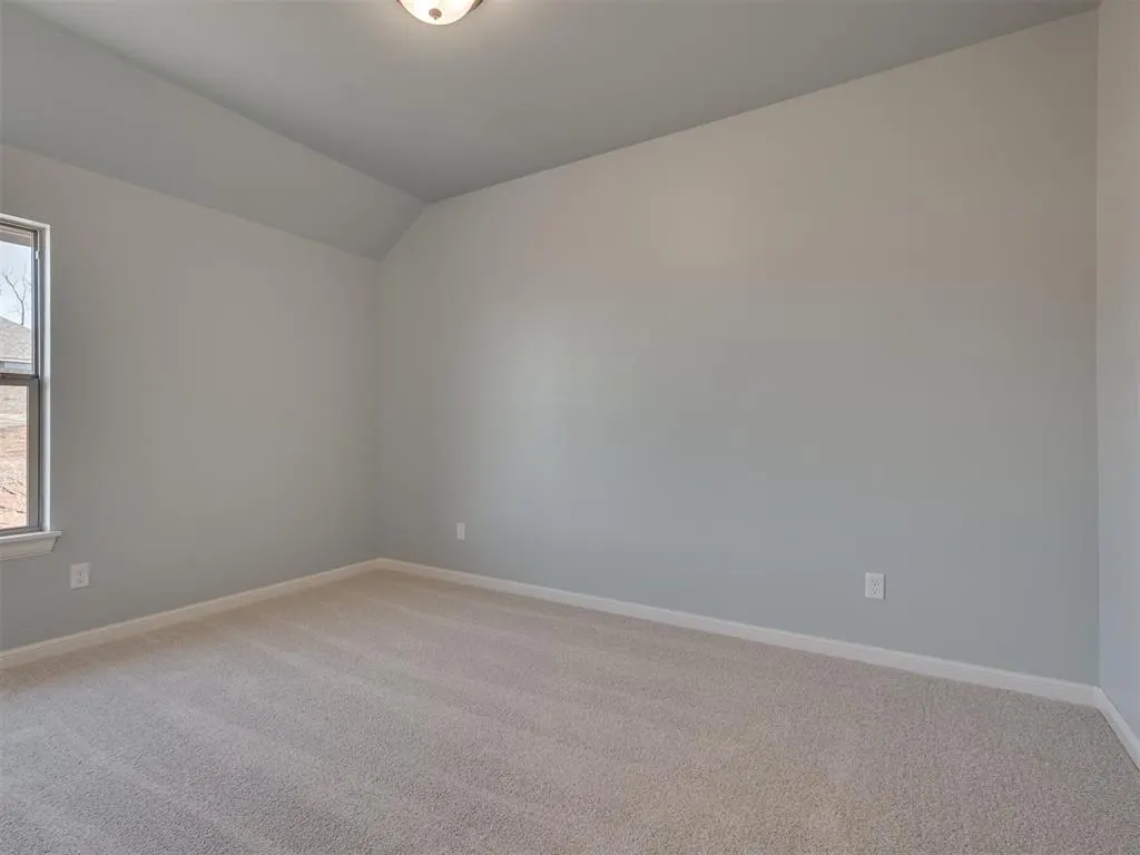 Photo 27 — 10200 Hamilton Drive, Oklahoma City, OK 73169