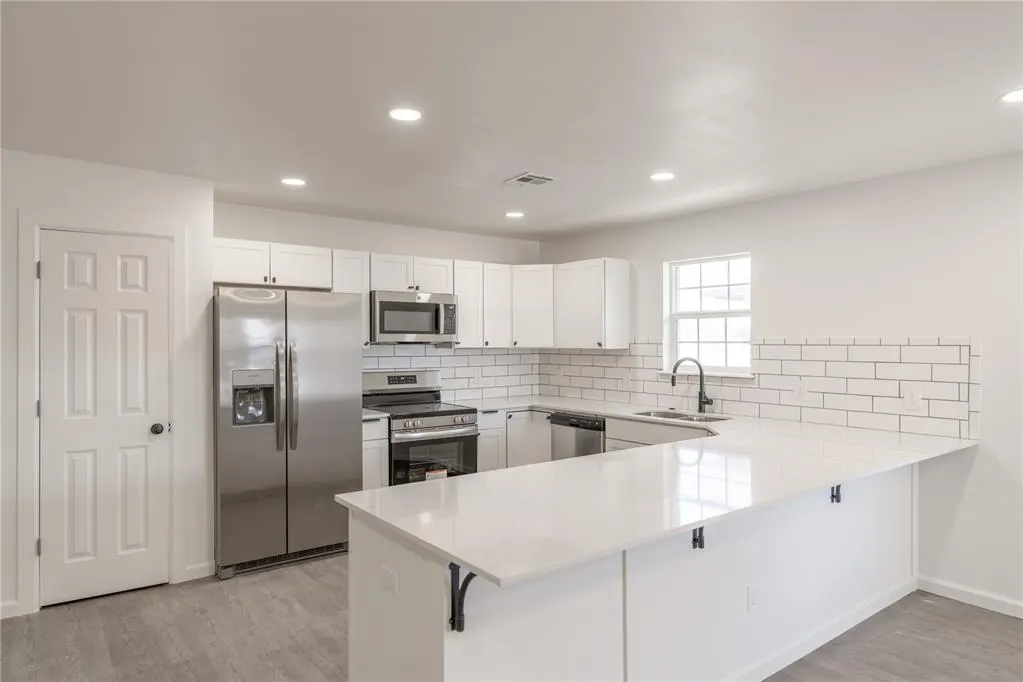 Photo 7 — 785 NE 4th Street, Newcastle, OK 73065