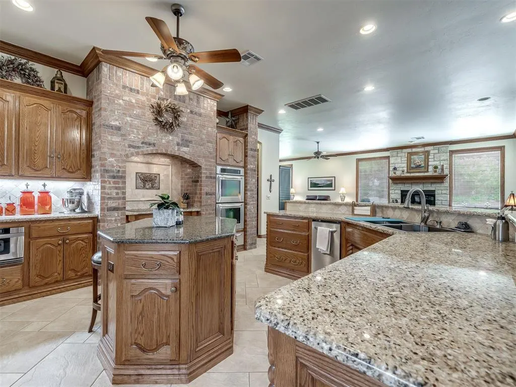 Photo 13 — 905 Stone Creek Boulevard, Yukon, OK 73099