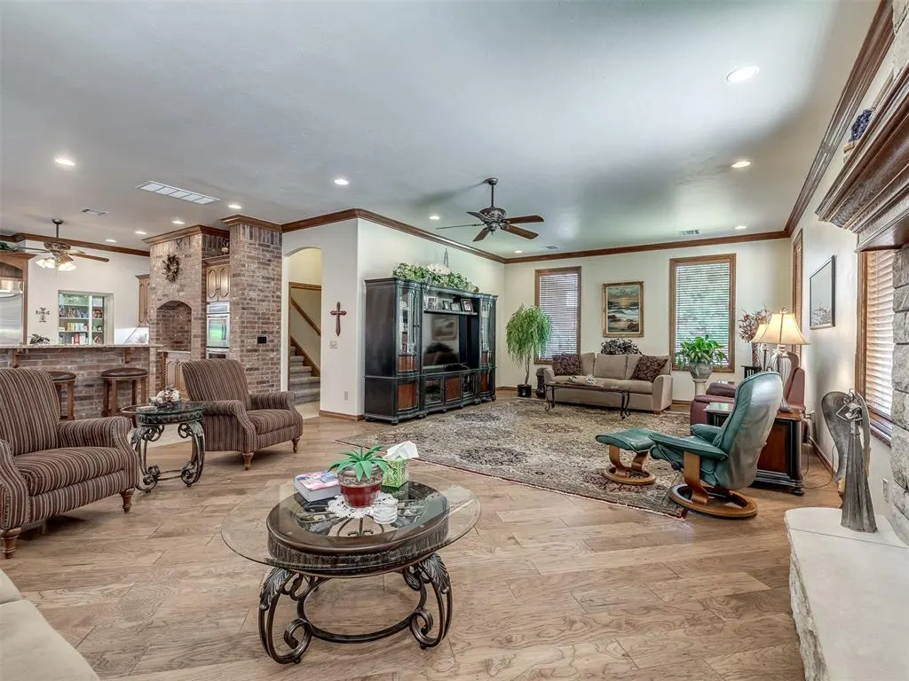 Photo 19 — 905 Stone Creek Boulevard, Yukon, OK 73099