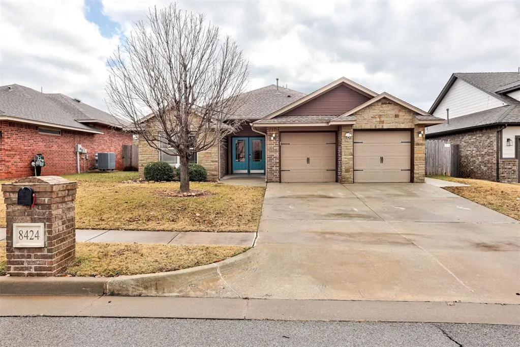 Front exterior — 8424 NW 142nd Street, Oklahoma City, OK 73142