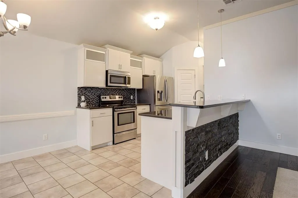 Photo 12 — 8424 NW 142nd Street, Oklahoma City, OK 73142