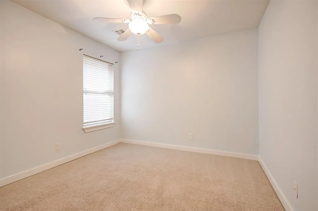 Photo 35 — 8424 NW 142nd Street, Oklahoma City, OK 73142