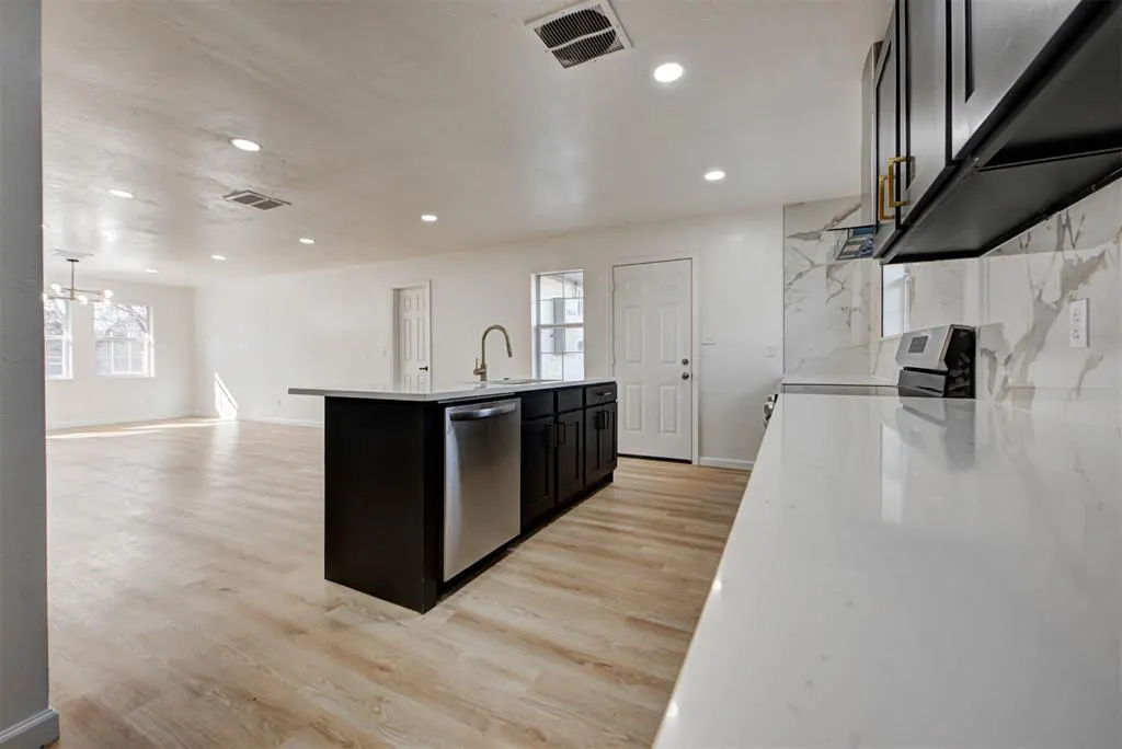 Photo 21 — 1627 Cruce Street, Norman, OK 73069