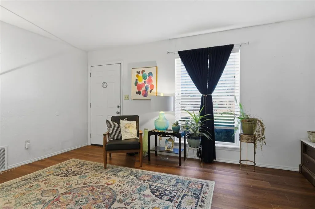 Photo 3 — 516 N Fordson Drive, Oklahoma City, OK 73127