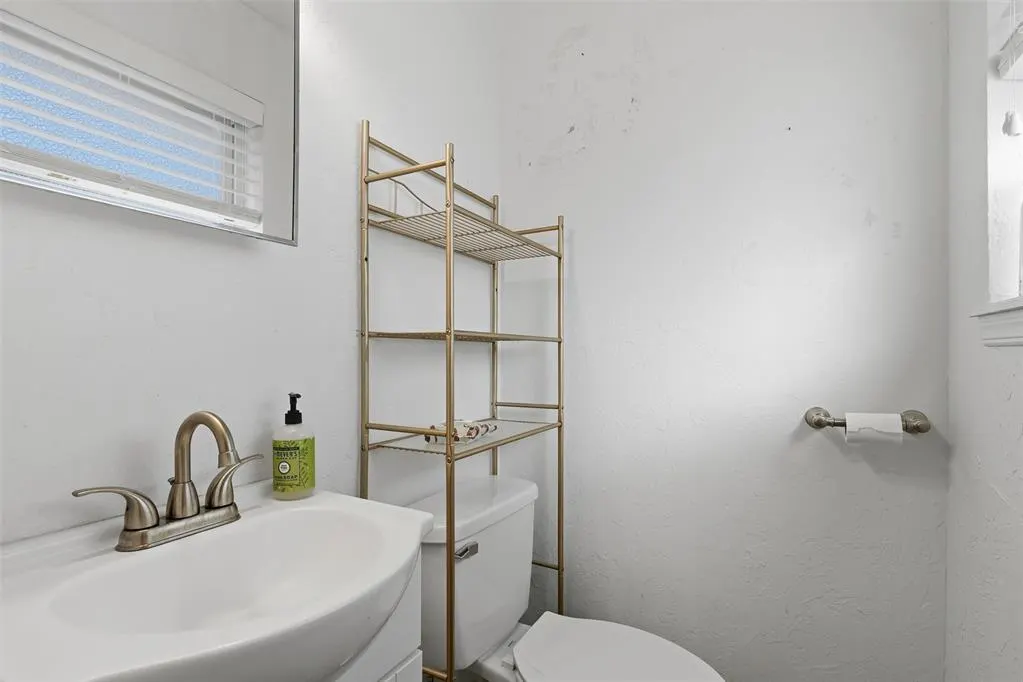 Photo 8 — 516 N Fordson Drive, Oklahoma City, OK 73127