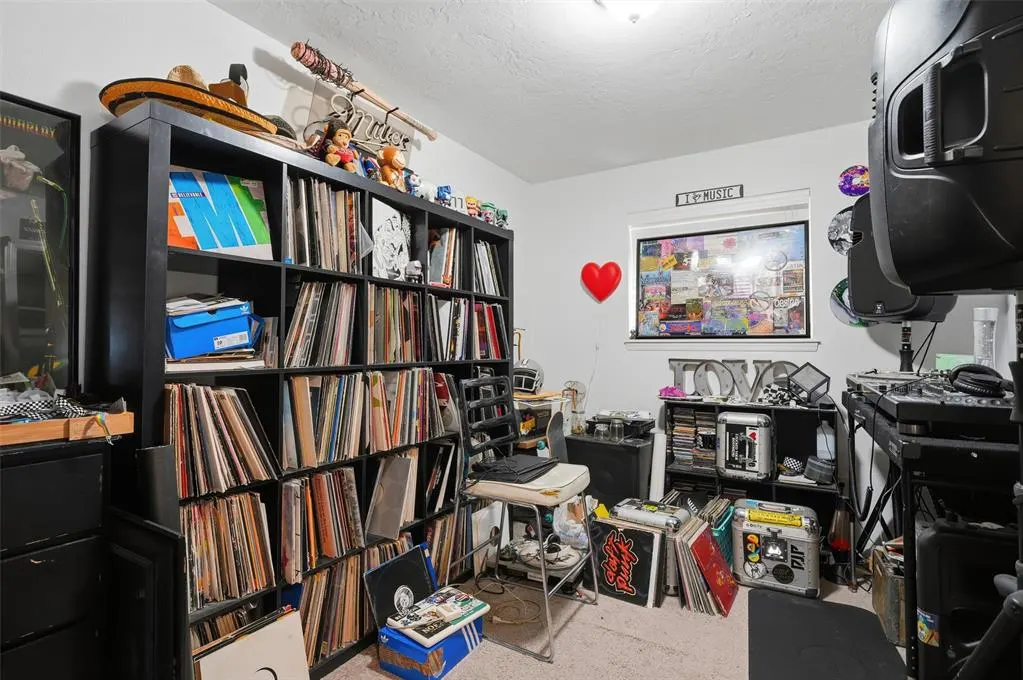 Photo 9 — 516 N Fordson Drive, Oklahoma City, OK 73127
